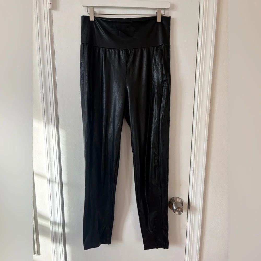 Commando Women’s M Faux Leather Tapered Pant Black High-waist Leggings Medium - Picture 2 of 8